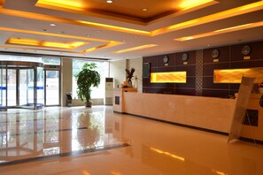 Lobby - Longmen Peony Xinyudong Hotel (Luoyang)