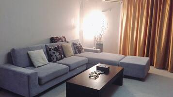 Comfort Suite | Living room | TV