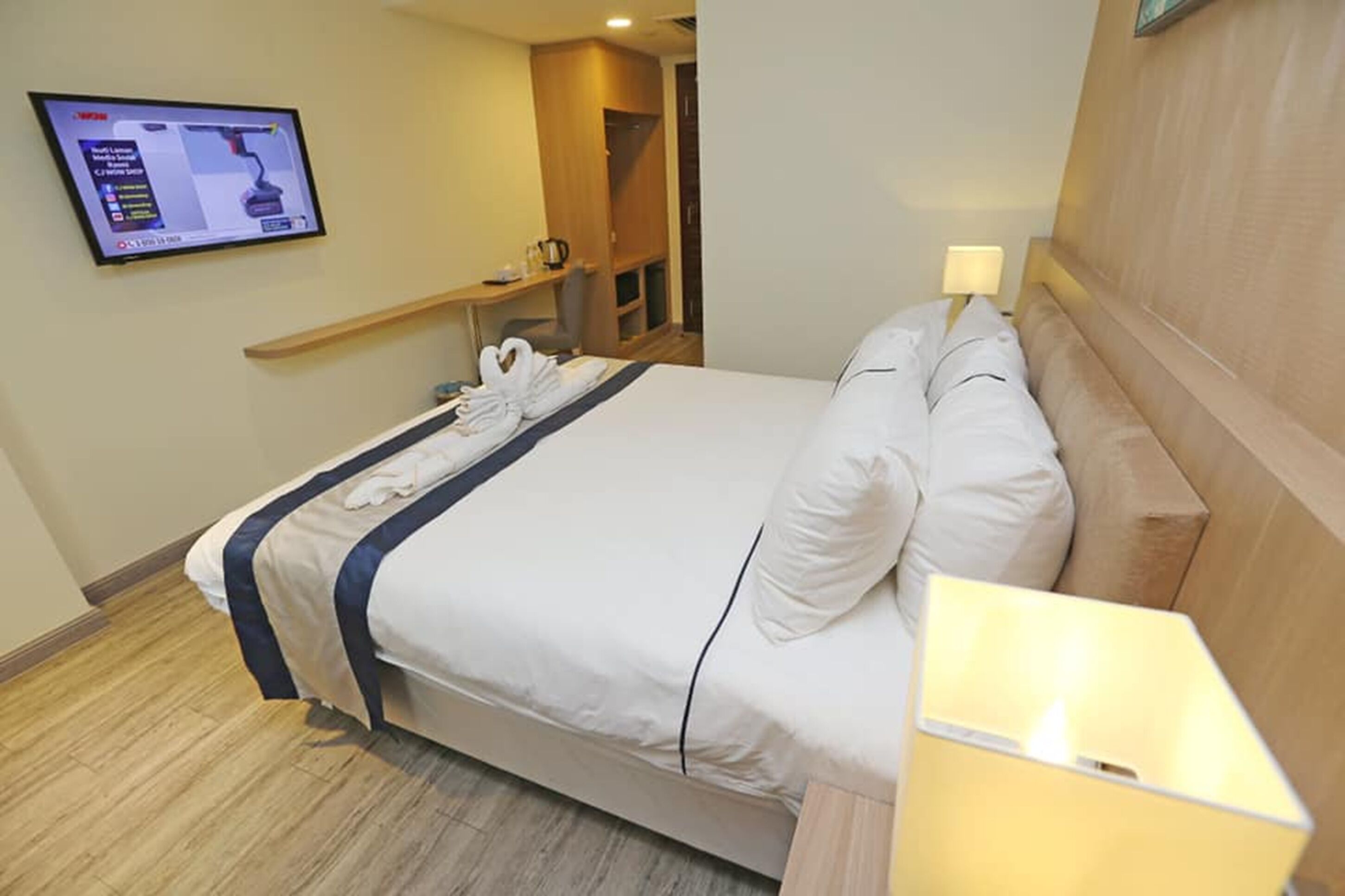 superior plus | desk, blackout curtains, soundproofing, free wifi