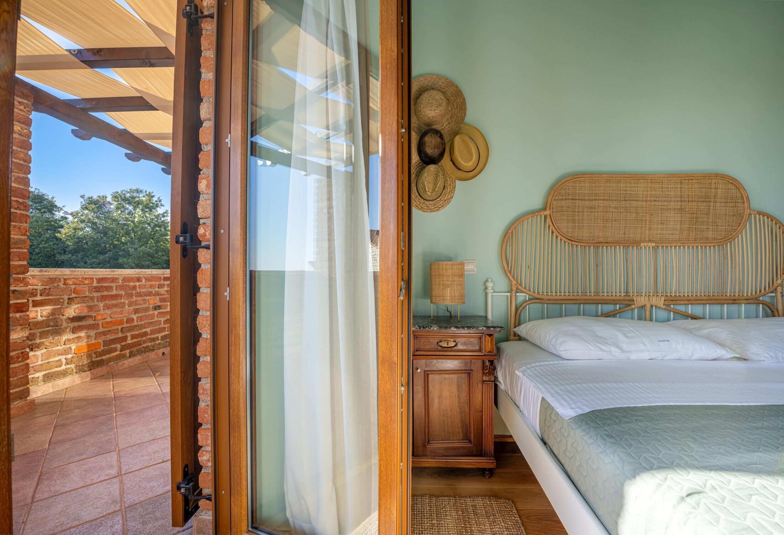 4 sovrum, värdeförvaringsskåp på rummet och strykjärn/strykbräda