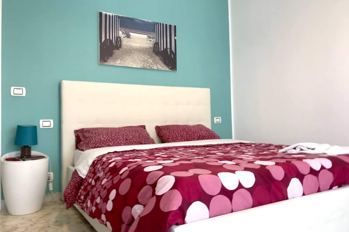 Kamar Double Ekonomi, kamar mandi umum | Meja kerja, setrika/meja setrika, dan Wi-Fi gratis