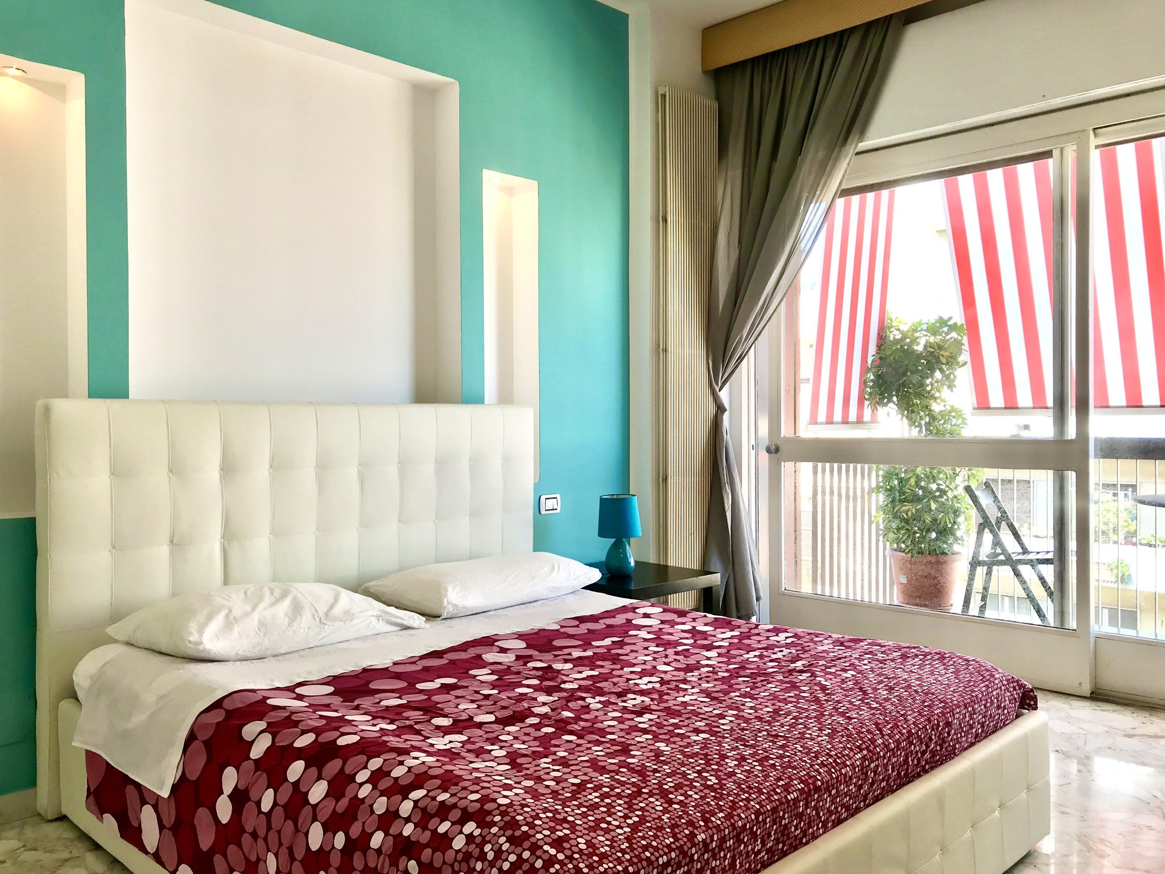 全景双人房, 城市景观 | 特色家居、办公桌、熨斗/熨板、免费 WiFi