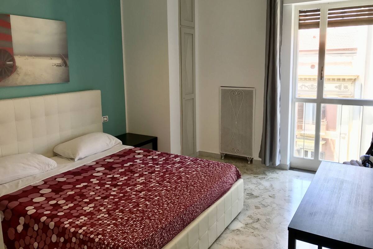 Kamar Double Deluks | Meja kerja, setrika/meja setrika, dan Wi-Fi gratis