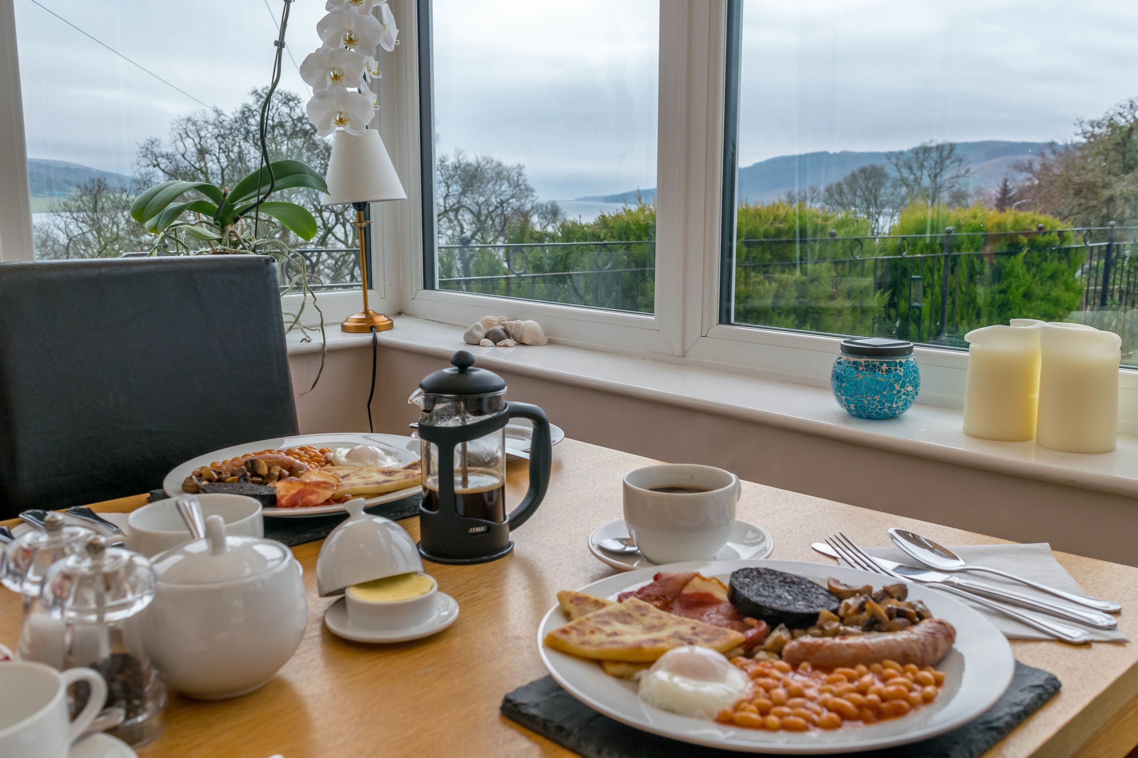 Desayuno inglés gratuito y diario