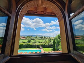 Apartment, 4 Bedrooms (Gli Olivi 1) | Individually decorated, individually furnished, desk, iron/ironing board