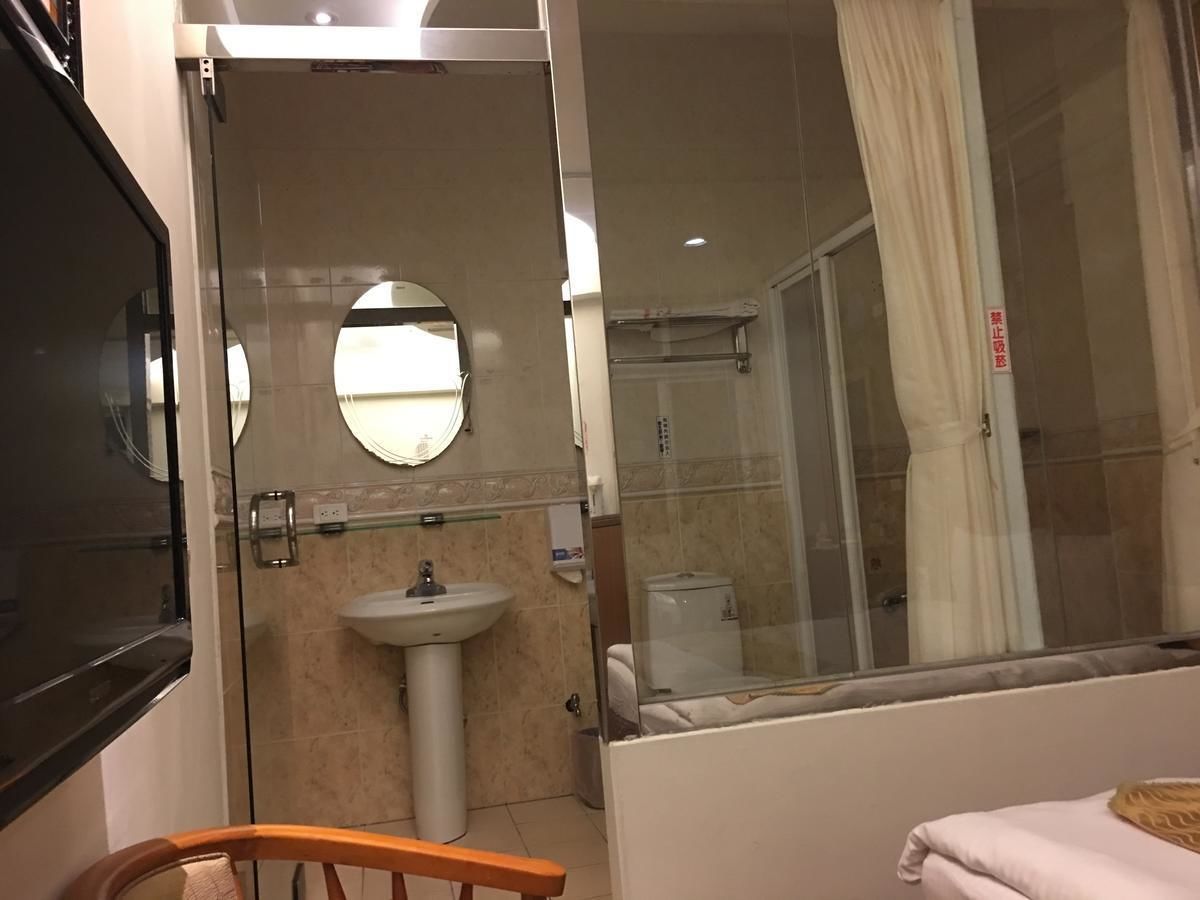 design double room | 1 bedroom, desk, blackout curtains, soundproofing