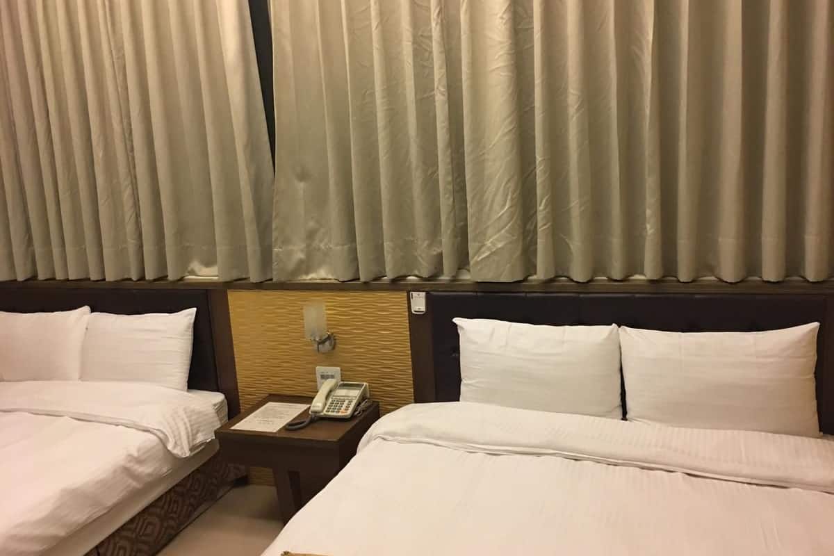 deluxe quadruple room | 1 bedroom, desk, blackout curtains, soundproofing