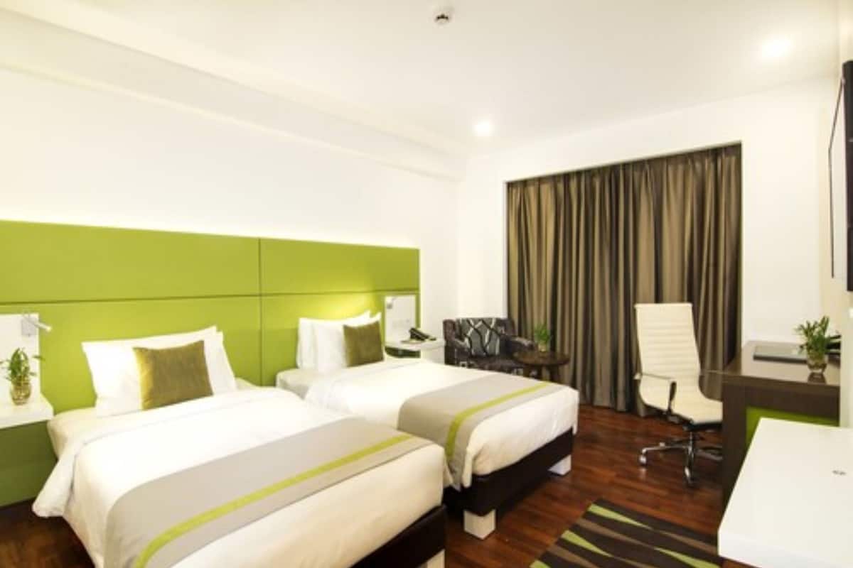 1 bedroom, in-room safe, desk, laptop workspace