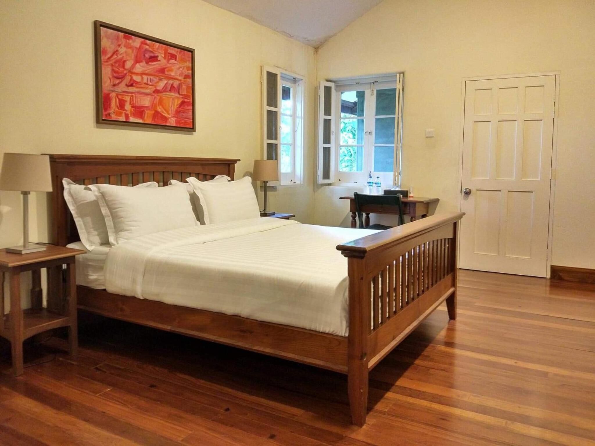 1 dormitori, roba de llit d'alta qualitat, minibar i escriptori 