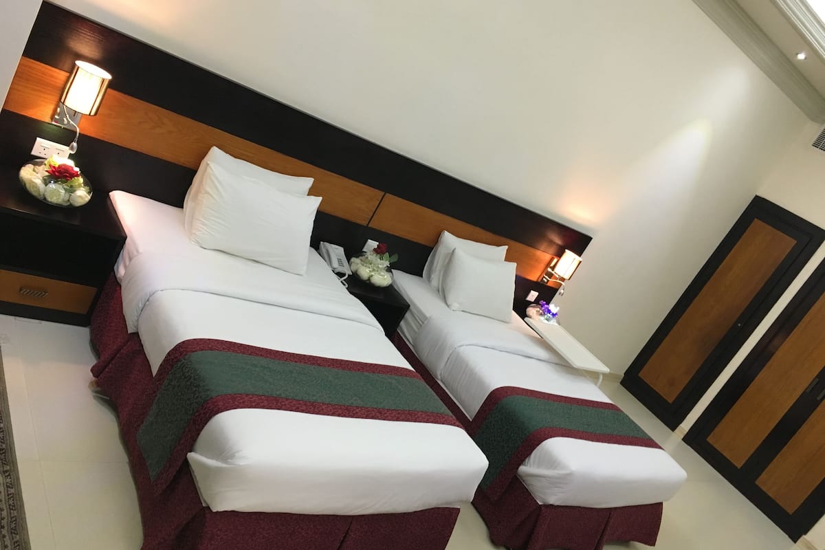 twin room | 1 bedroom, in-room safe, soundproofing, iron/ironing board