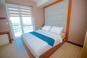 Familienapartment, 2 Schlafzimmer, Meerblick, Meerseite | 1 Schlafzimmer, hochwertige Bettwaren, Zimmersafe, Zustellbetten