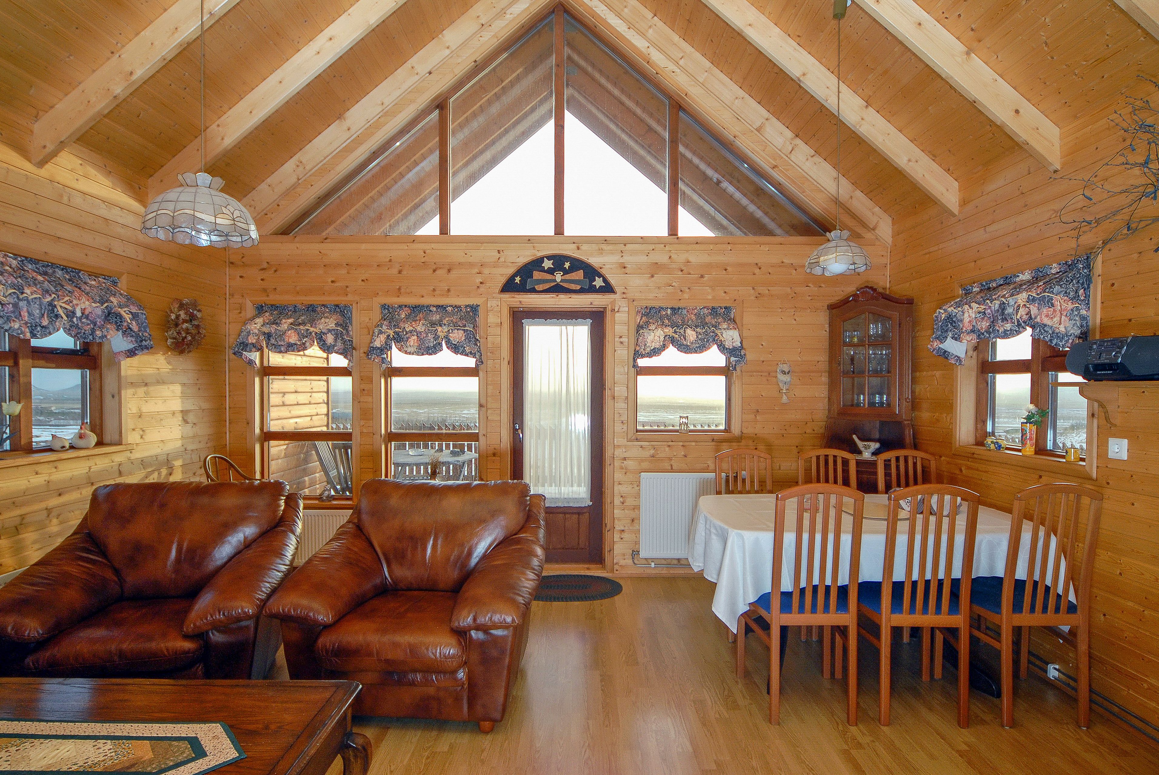 Cottage | Makan dalam bilik