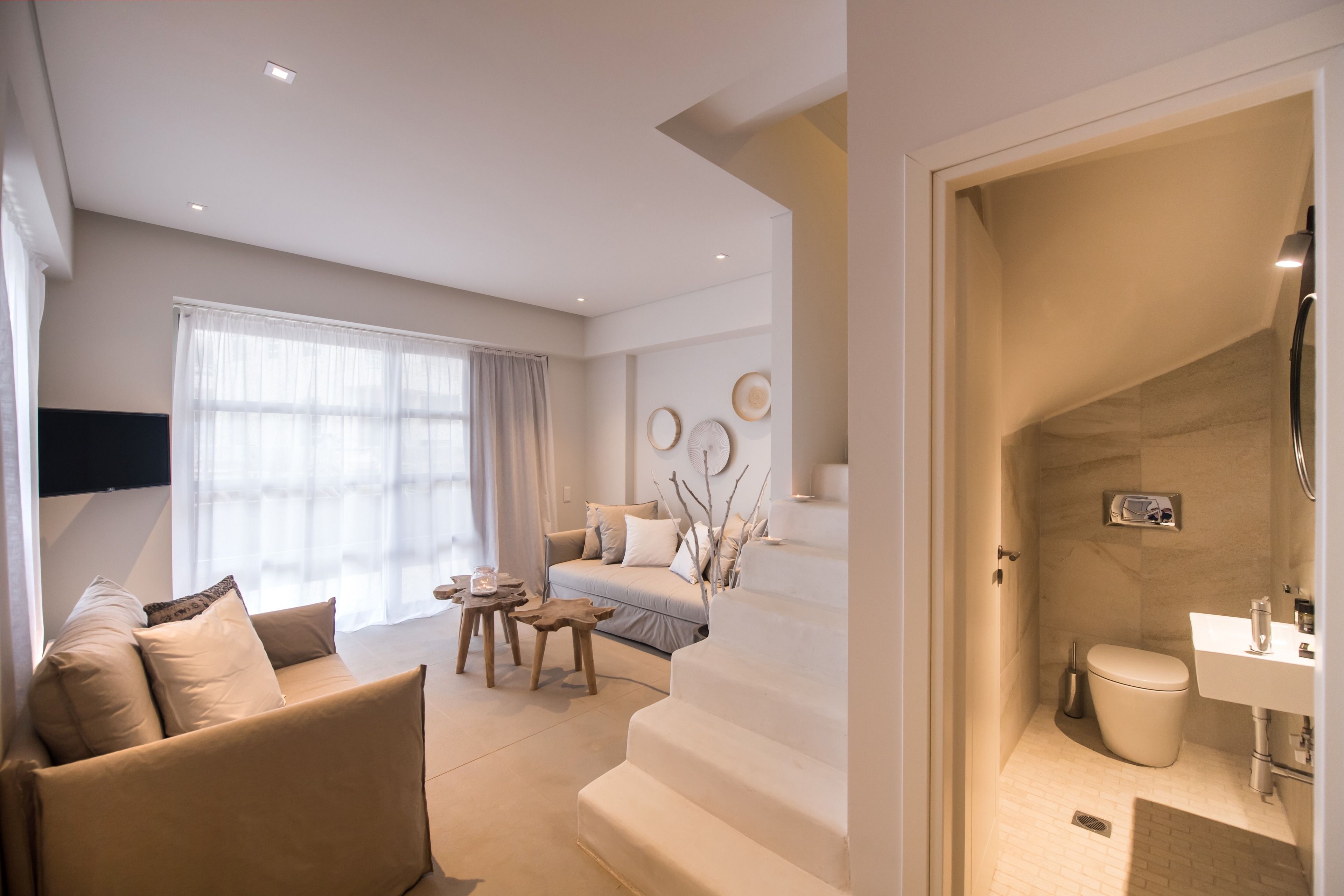 suite, pool view | living area | 32-inch smart tv with digital channels, tv