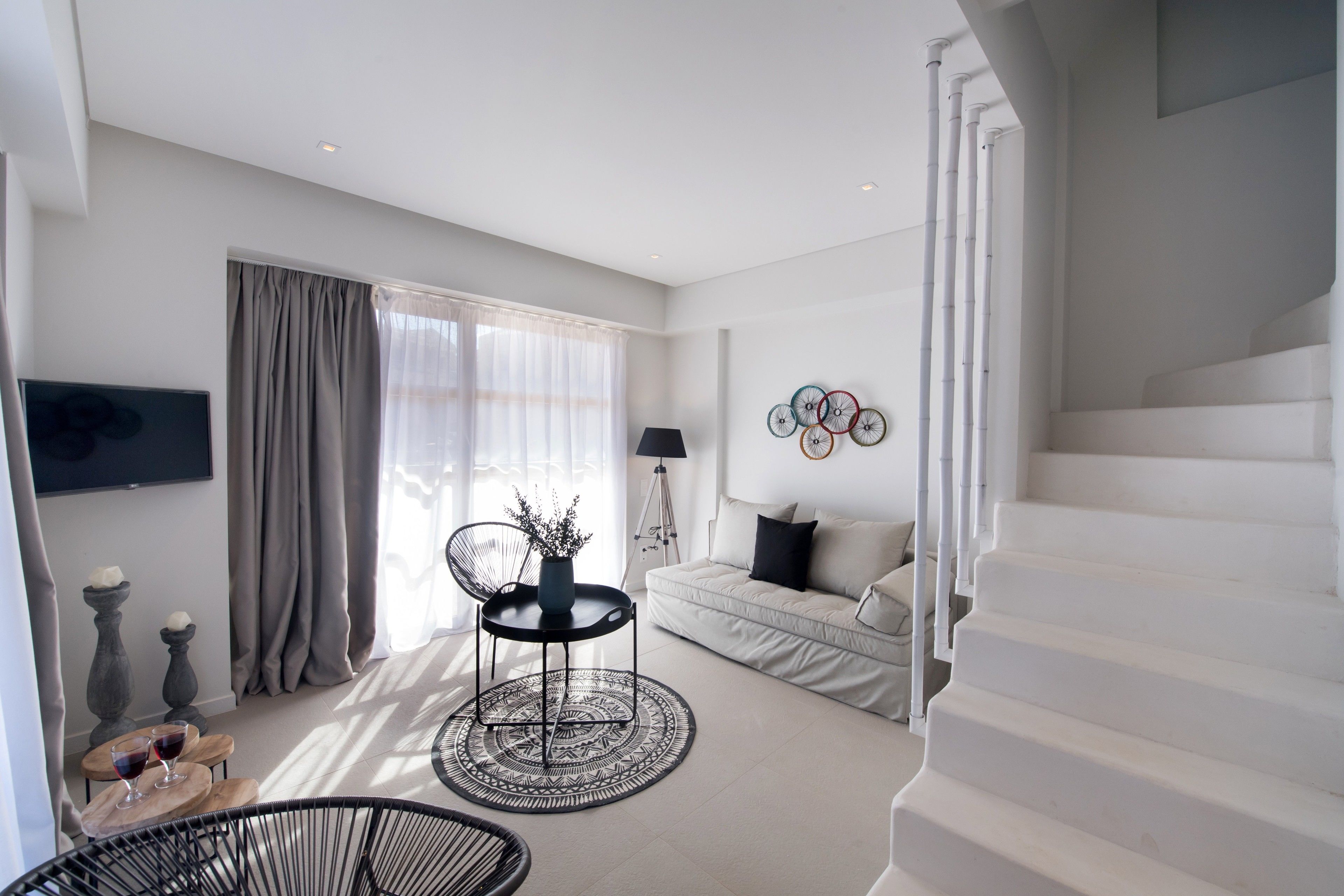 suite, pool view | living area | 32-inch smart tv with digital channels, tv