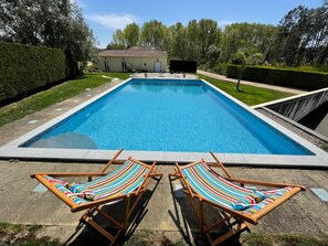 Seasonal outdoor pool