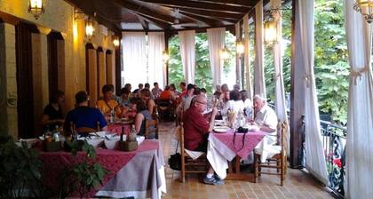 Albergo Ristorante Flora