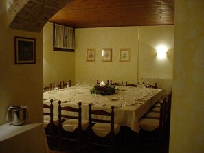 Dinner served  - Albergo Ristorante Flora (Vittorio Veneto)