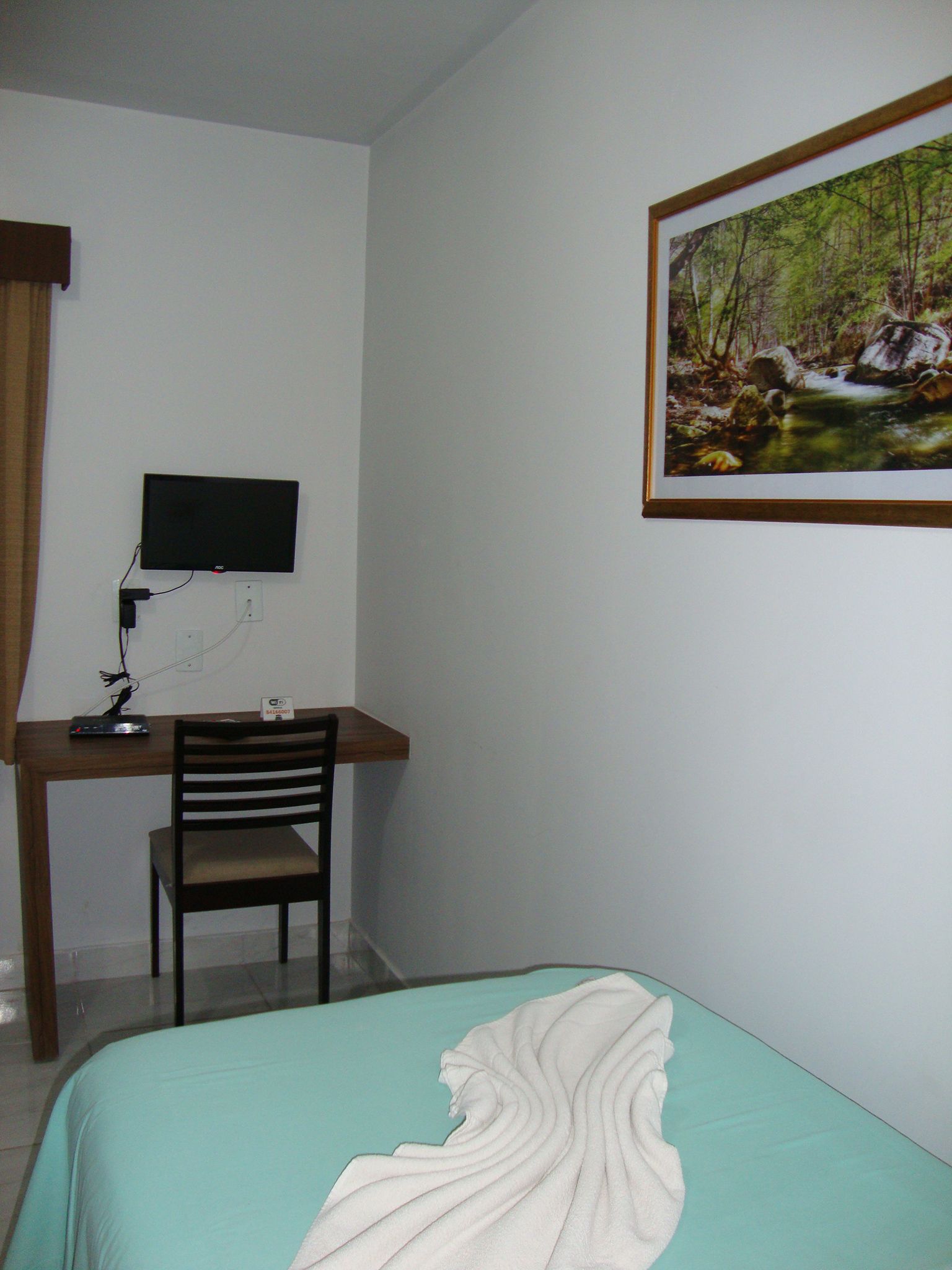 economy single room, 1 single bed | minibar, iron/ironing board, free wifi