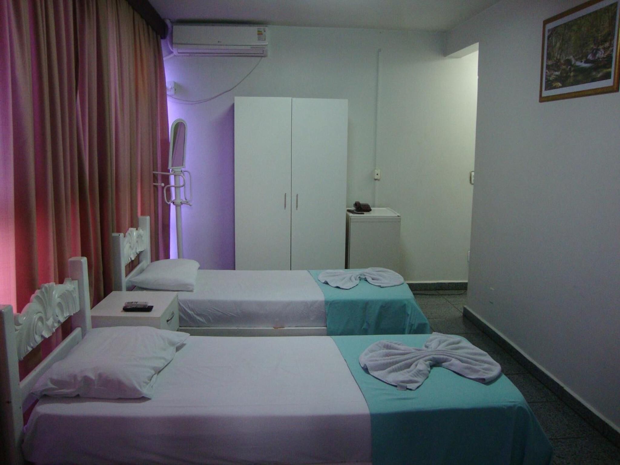 minibar, iron/ironing board, free wifi