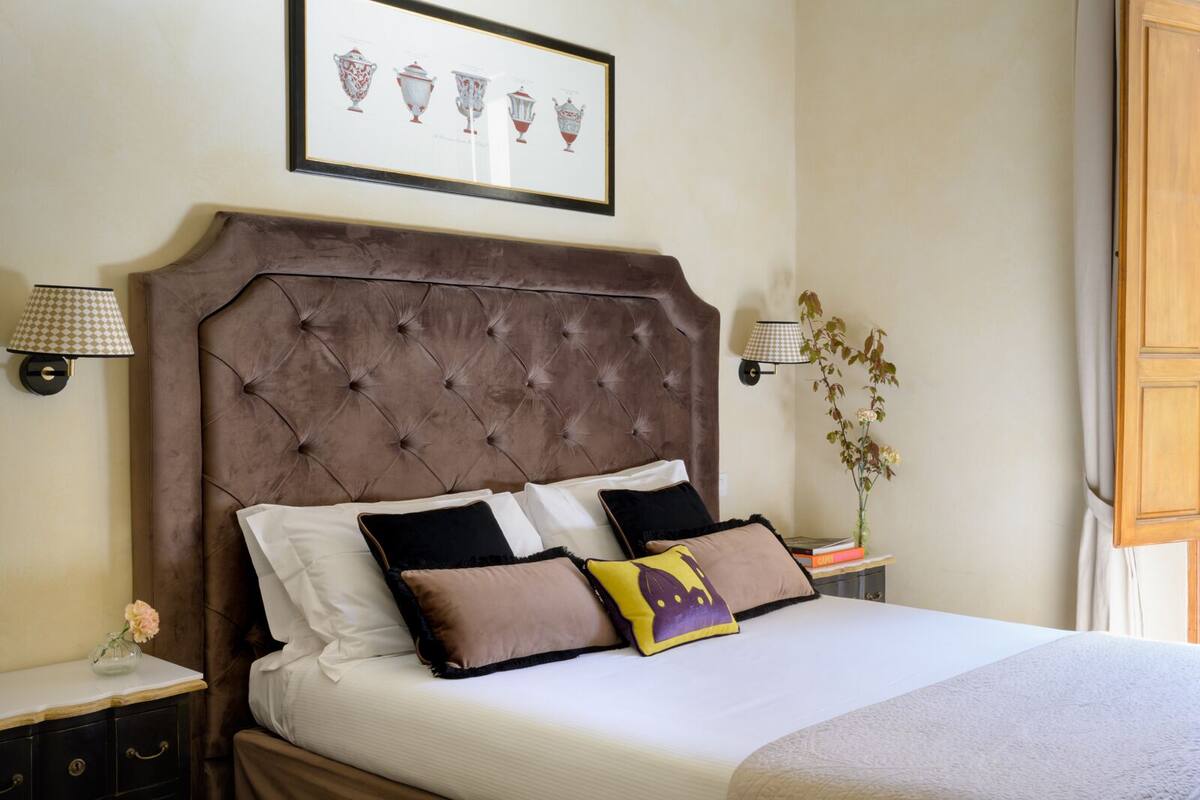 Quarto casal | Cofres nos quartos, quartos à prova de som