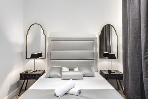 Deluxe Suite, 2 Bedrooms | In-room safe, desk, iron/ironing board, free WiFi - Hotel Jaffa 60 - Jonathan Hotel Chain (Jerusalem)