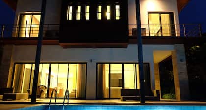 Monlada Khaoyai