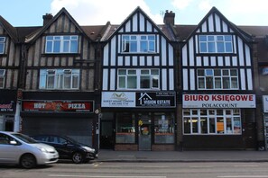 Exterior - Guest House London (London)