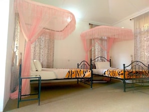 Room - Green Hills Lodge (Karatu)