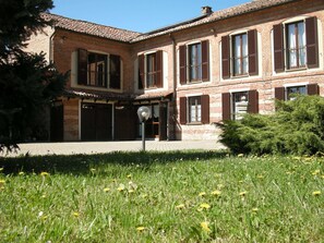 Property grounds - Da Nonna Carla (Alfiano Natta)