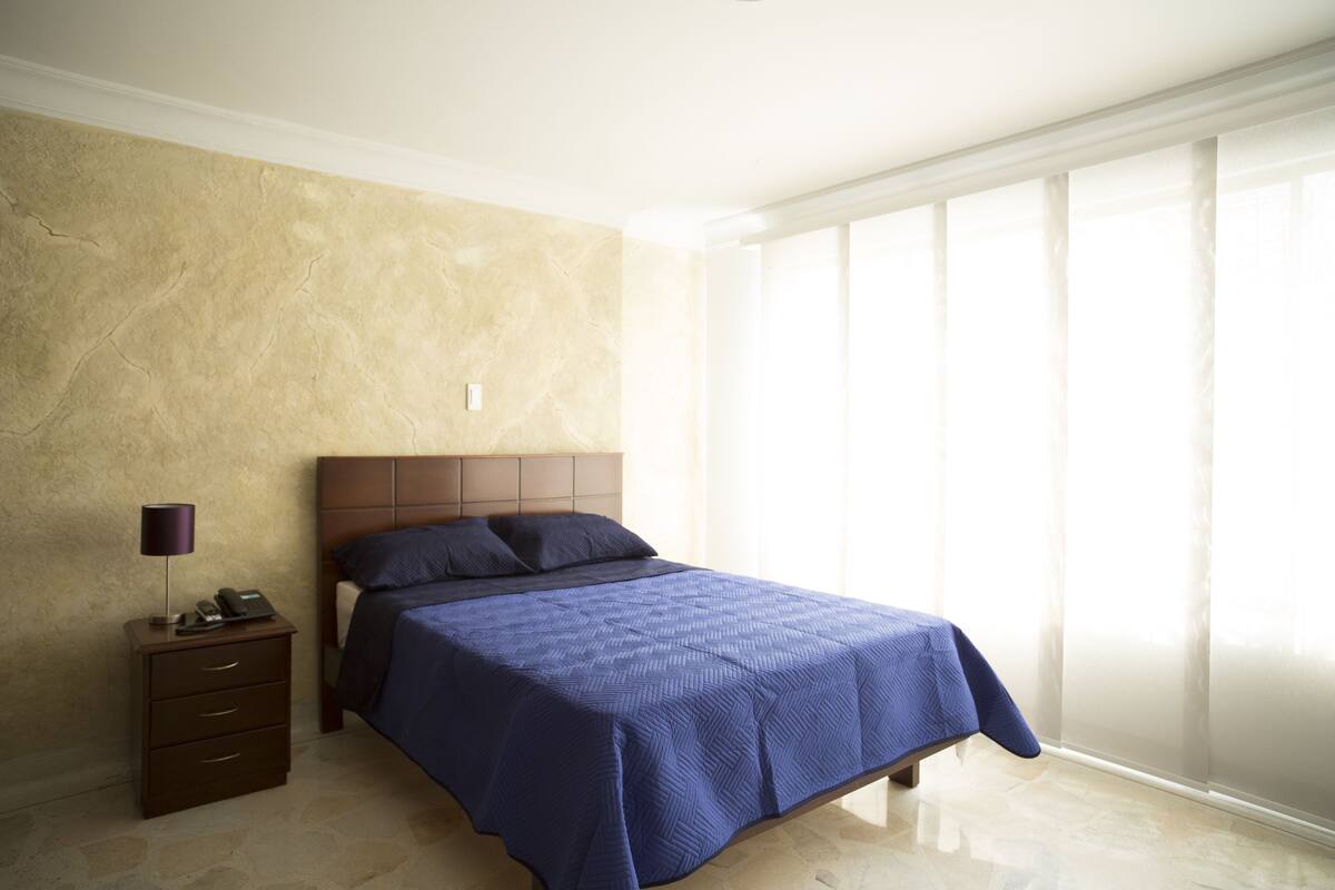 Quarto casal, banheira de imersão | Wi-Fi de cortesia