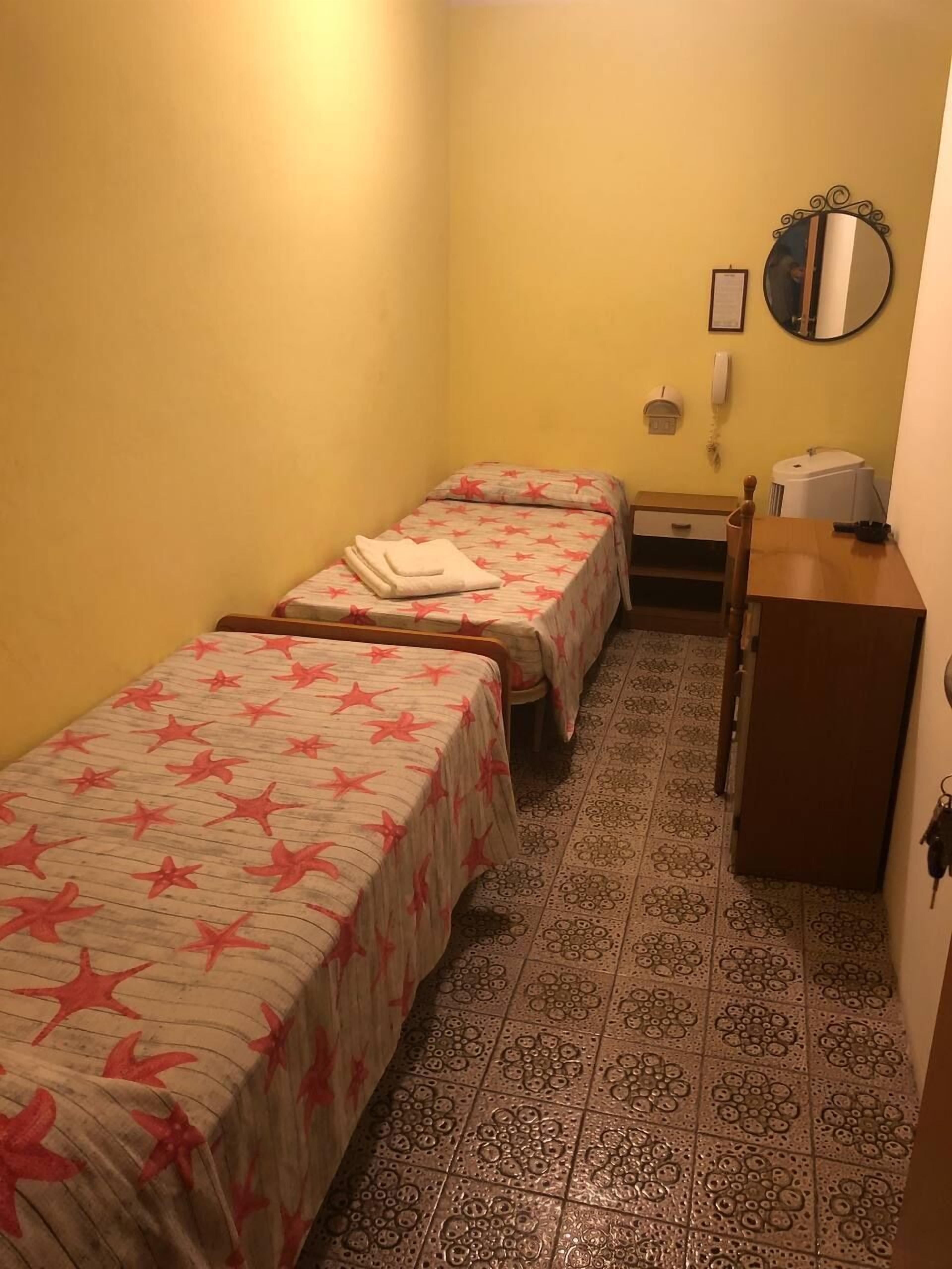 Chambre Économique avec lits jumeaux, 2 lits une place