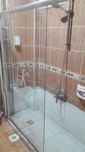 Chambre Familiale | Salle de bain