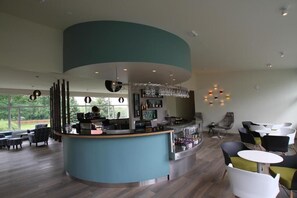 Bar (en la propiedad)