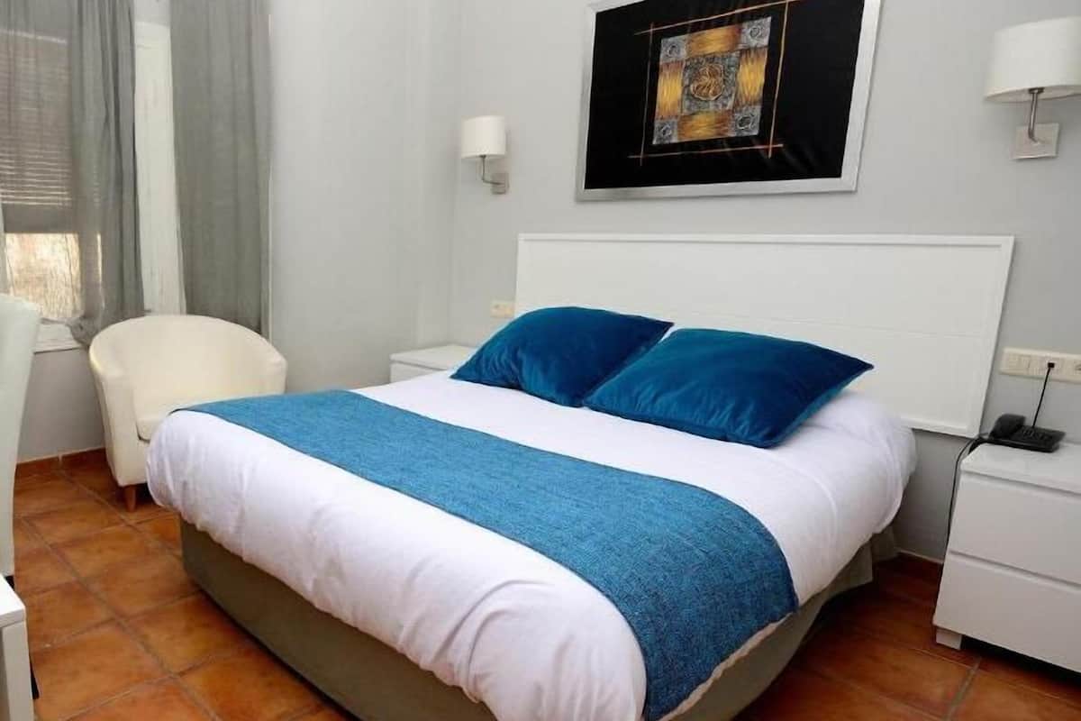 1 bedroom, minibar, desk, blackout curtains