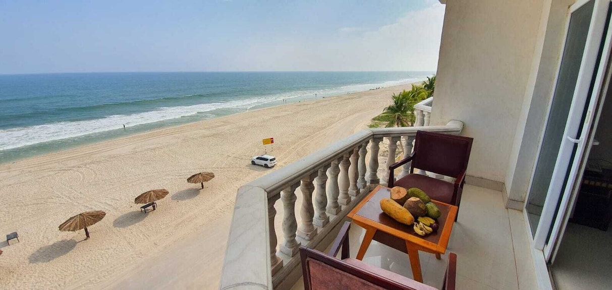 Salalah hotels with sea view