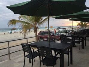 Breakfast, lunch, dinner served; seafood  - Beach Resort - Salalah (Salalah)