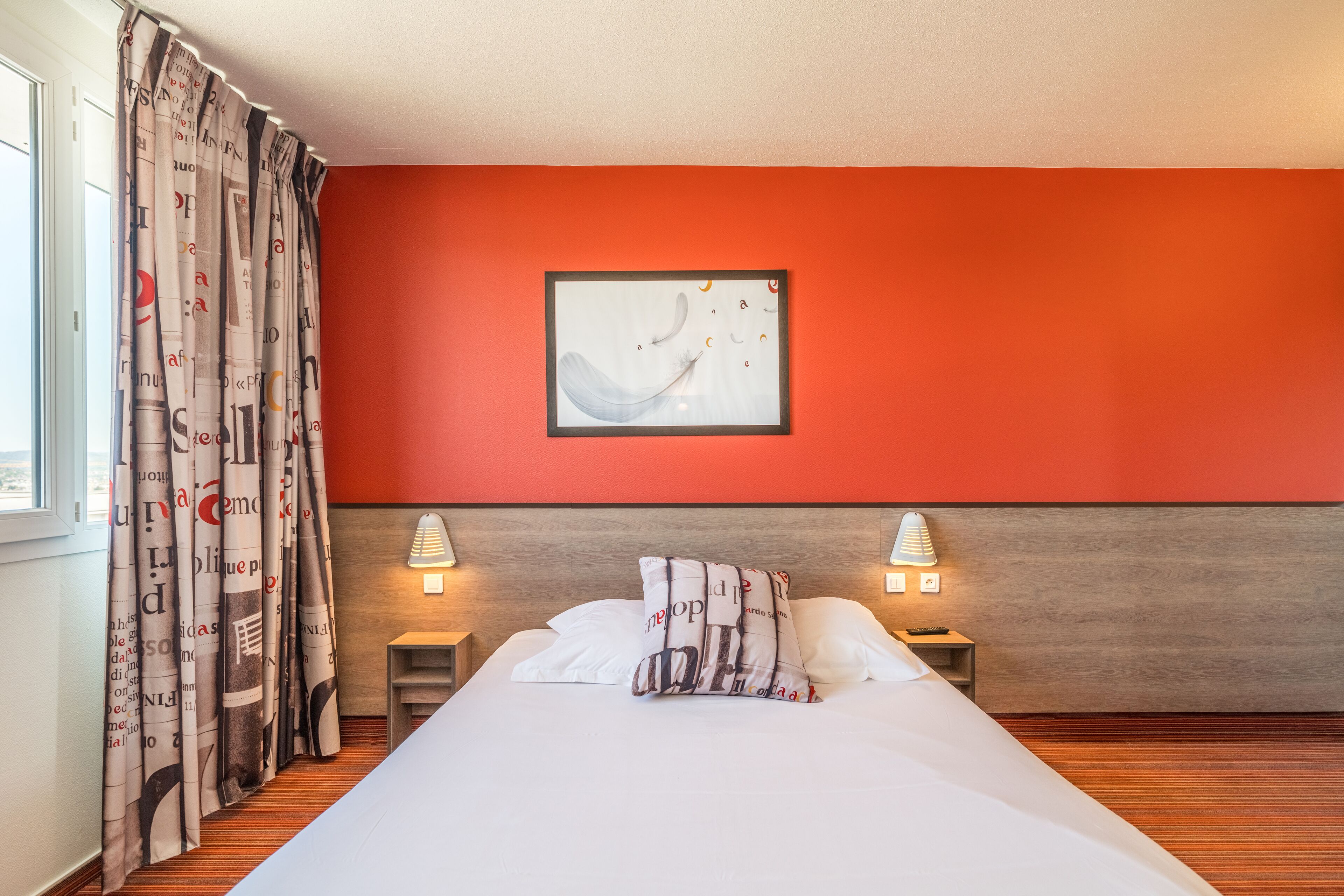 double room | desk, soundproofing, iron/ironing board, rollaway beds