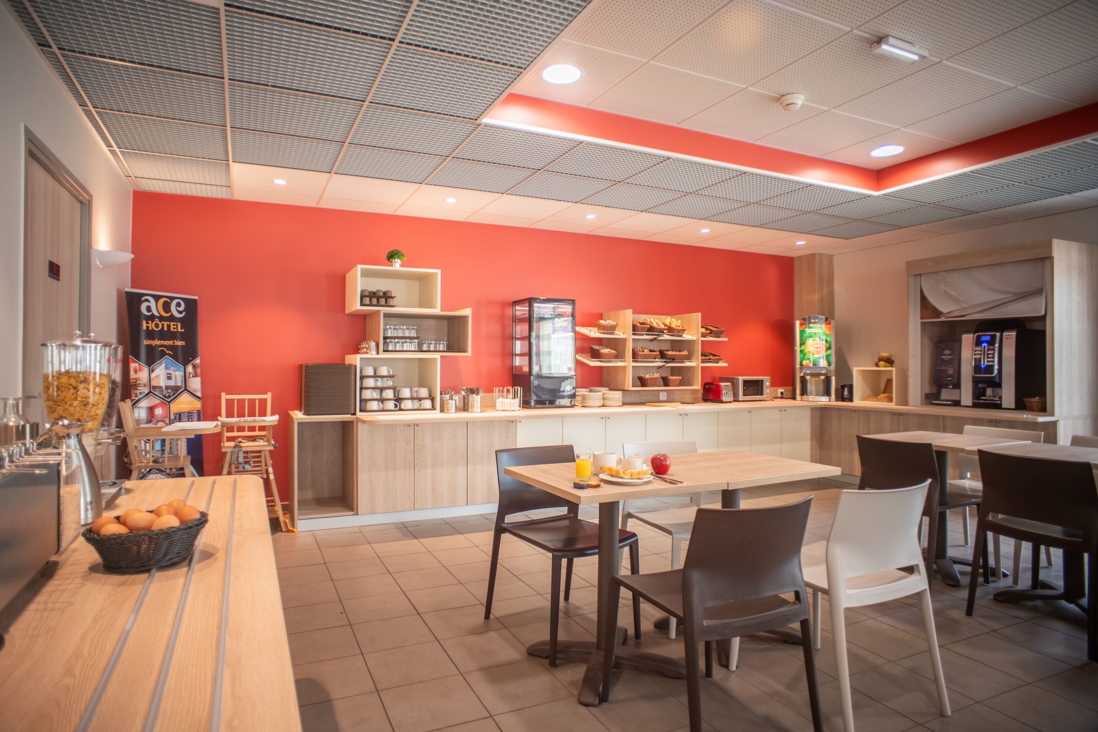 daily buffet breakfast (eur 9.90 per person)