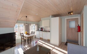 Business Apartment, 1 Bedroom (Studio) | Living area | Flat-screen TV - Topcamp Bie - Grimstad (Grimstad)