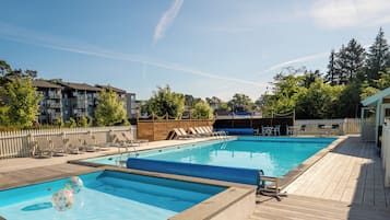 Seasonal outdoor pool