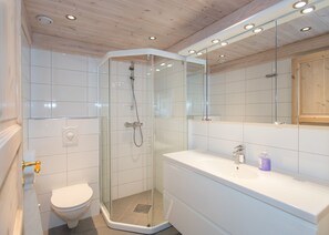 Huis, 3 slaapkamers | Badkamer | Een douche