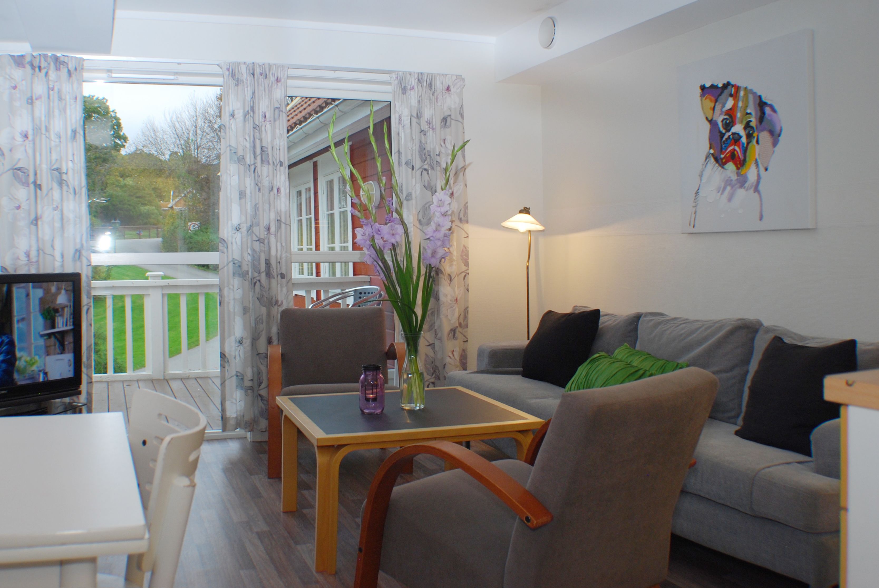 Apartment, 2 Schlafzimmer | Wohnzimmer | Flachbildfernseher