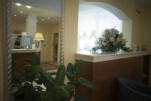 Reception - Hotel Cannes Riccione (Riccione)