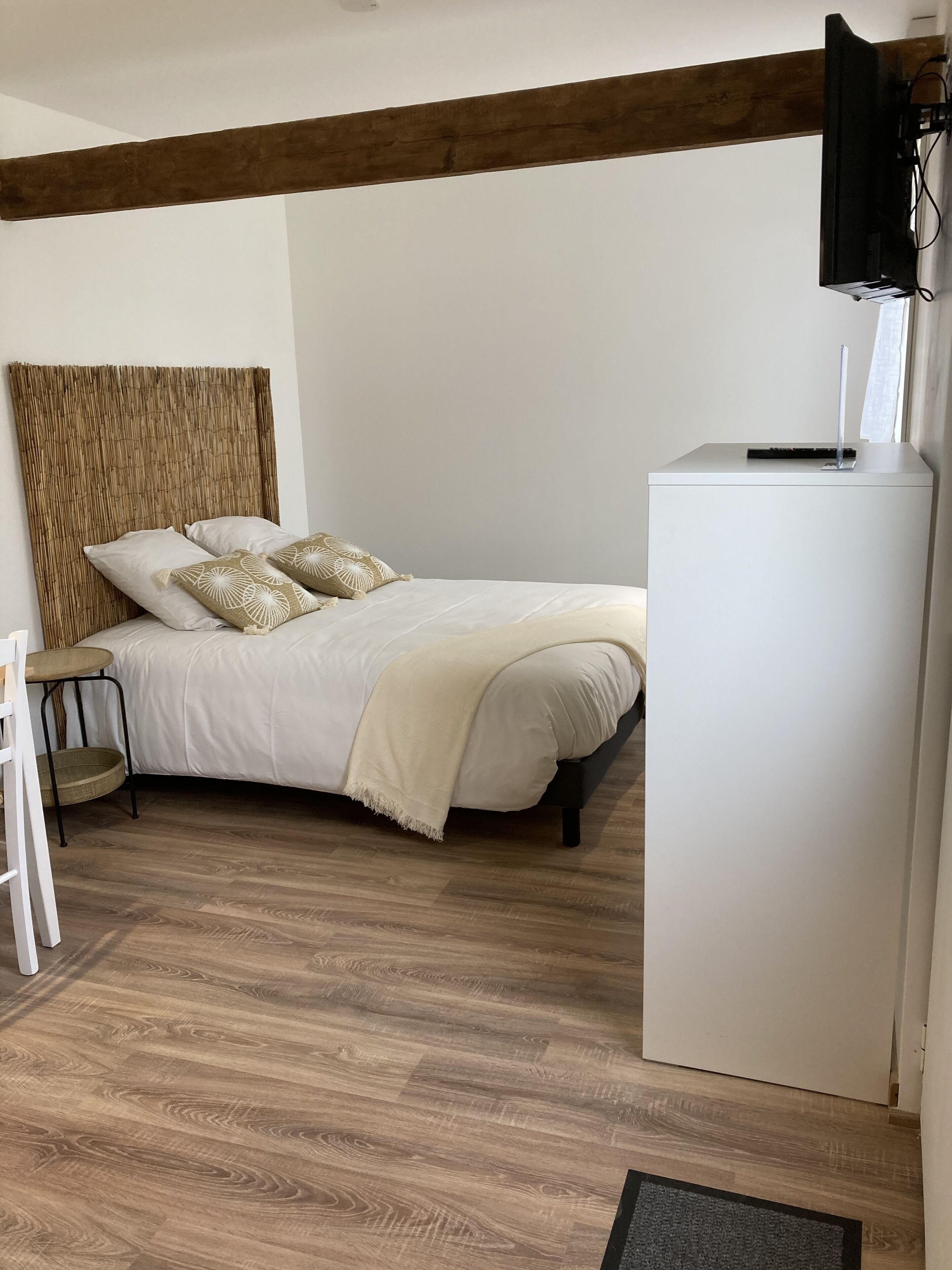 standard studio | 1 bedroom, blackout curtains, soundproofing, free wifi