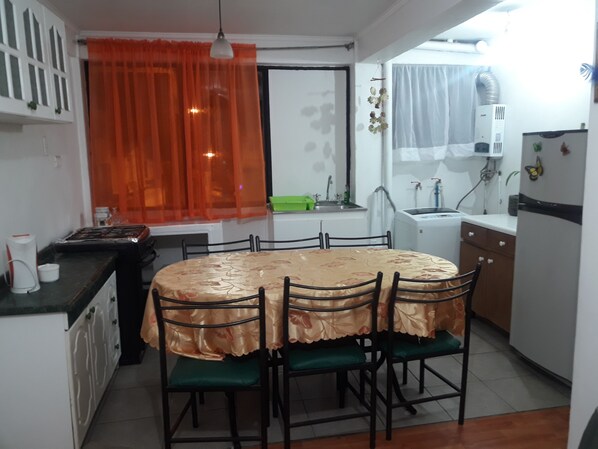 Apartment, 3 Bedrooms | In-room dining - Depto Pedro Prado en Iquique 1119 (Iquique)