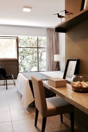 Double Room | Minibar, desk, blackout drapes, soundproofing - Hotel do Mar Cabo Branco (João Pessoa)