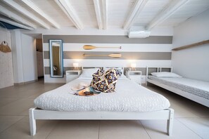 Doppelzimmer, Terrasse | 3 Schlafzimmer, kostenloses WLAN, Bettwäsche