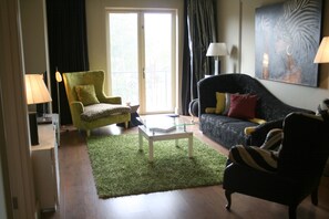 Interior entrance - Cape Royale (Cape Town)