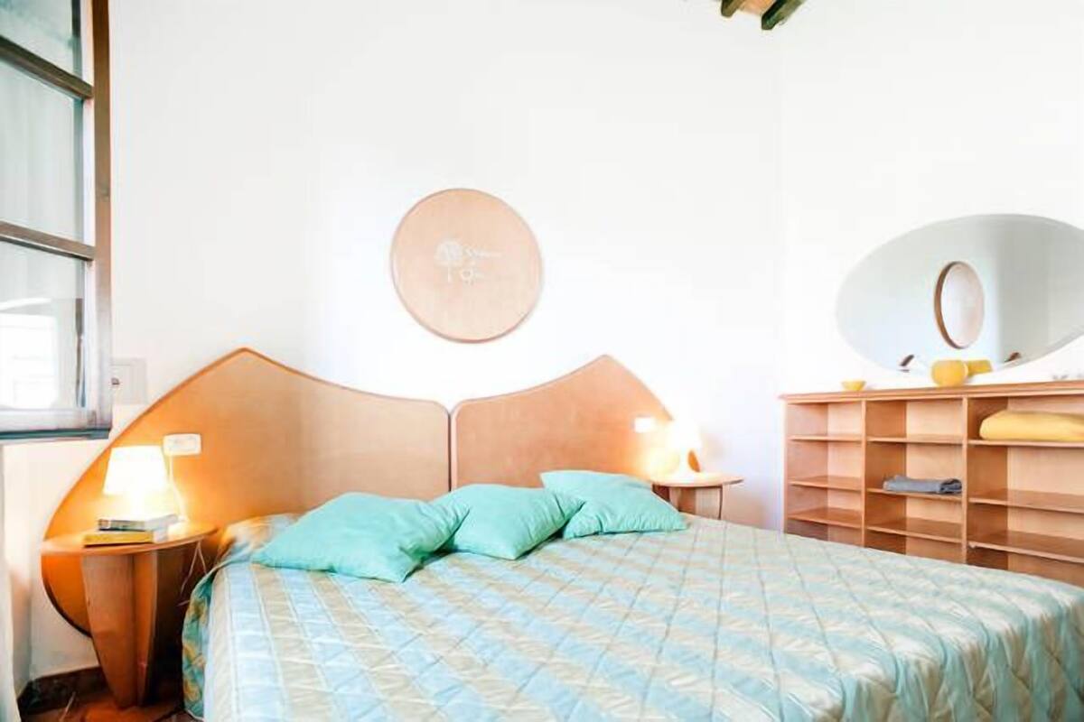 Apartment, 1 Bedroom | In-room safe, cribs (surcharge), WiFi (free), bed sheets