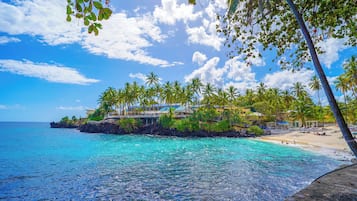 Playa privada, snorkel, pesca